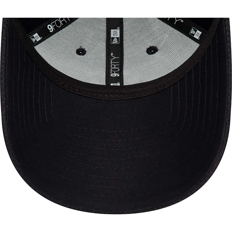 cap-zaobljena-navy-blue-adjustable-strap-9forty-diamond-era-essential-new-york-yankees-mlb-new-era cap-zaobljena-navy-blue-adjustable-strap-9forty-diamond-era-essential-new-york-yankees-mlb-new-era