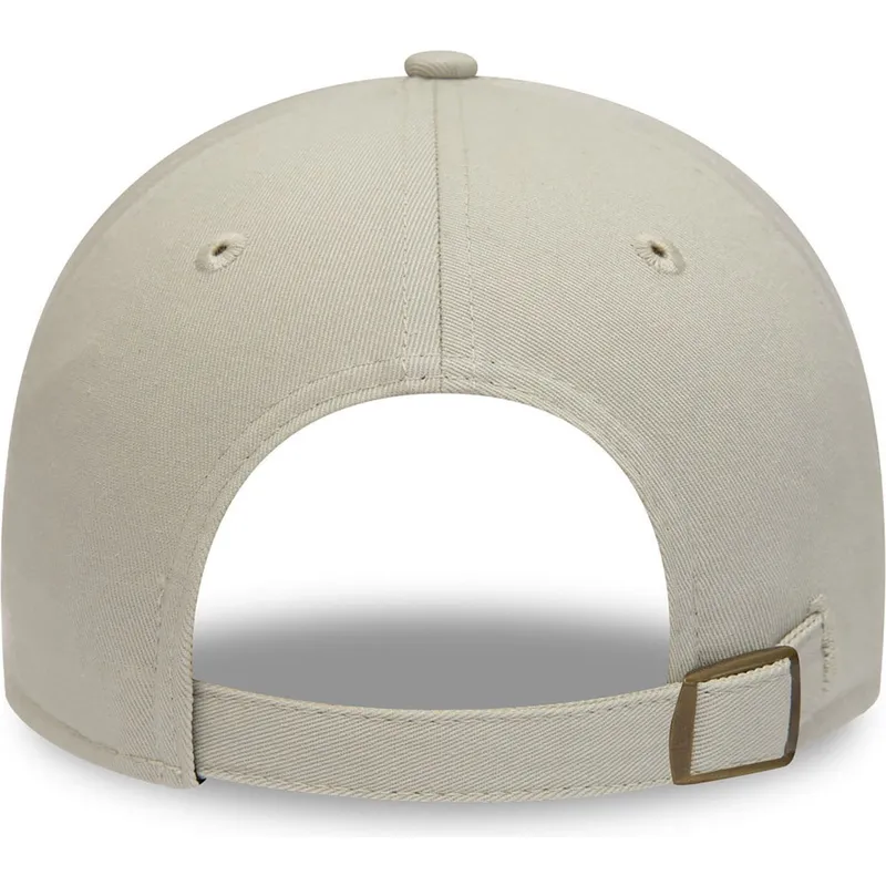 kapa-zaobljena-bez-podesiv-9twenty-league-essential-new-york-yankees-mlb-new-era kapa-zaobljena-bez-podesiv-9twenty-league-essential-new-york-yankees-mlb-new-era