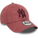 kapa-zaobljena-crvena-podesiv-9forty-jersey-essential-new-york-yankees-mlb-new-era