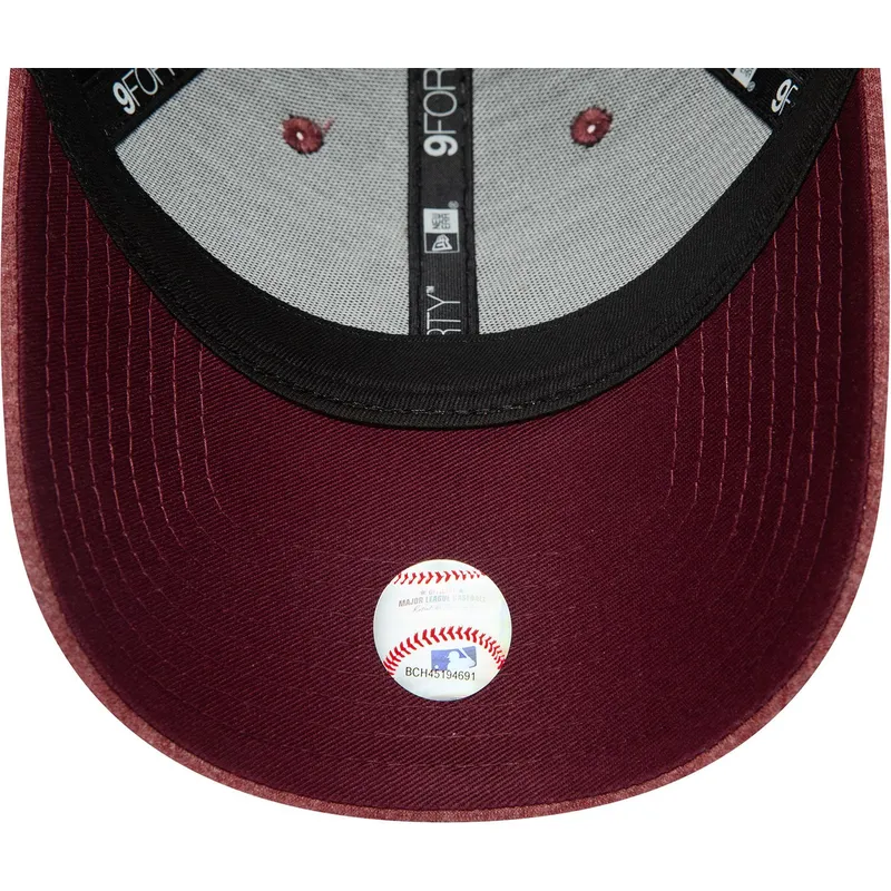 kapa-zaobljena-crvena-podesiv-9forty-jersey-essential-new-york-yankees-mlb-new-era kapa-zaobljena-crvena-podesiv-9forty-jersey-essential-new-york-yankees-mlb-new-era