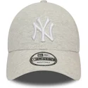 kapa-zaobljena-bez-podesiv-9forty-jersey-essential-new-york-yankees-mlb-new-era