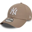 kapa-zaobljena-smeda-podesiv-9forty-league-essential-new-york-yankees-mlb-new-era