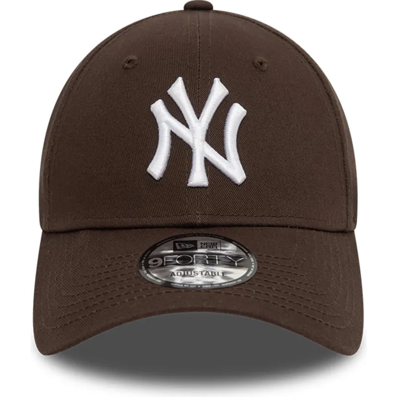 kape-zaobljena-smeda-podesiva-traka-9forty-league-essential-new-york-yankees-mlb-new-era