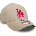 kapa-zaobljena-bez-podesiv-rosa-9forty-league-essential-los-angeles-dodgers-mlb-new-era
