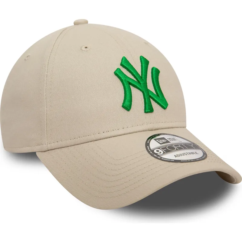 kapa-zaobljena-bez-podesiv-9forty-league-essential-new-york-yankees-mlb-new-era