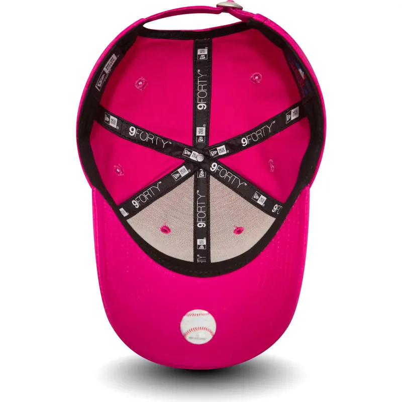cap-zaobljena-pink-adjustable-strap-za-djecu-9forty-essential-new-york-yankees-mlb-new-era