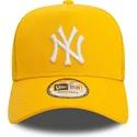 kapa-zaobljena-zuta-snapback-a-frame-league-essential-new-york-yankees-mlb-new-era