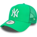 kapa-zaobljena-zelena-snapback-a-frame-league-essential-new-york-yankees-mlb-new-era