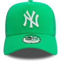 kapa-zaobljena-zelena-snapback-a-frame-league-essential-new-york-yankees-mlb-new-era