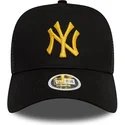 kapa-zaobljena-crna-snapback-a-frame-metallic-new-york-yankees-mlb-new-era