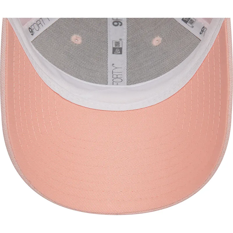 cap-zaobljena-pink-adjustable-strap-9forty-linen-new-york-yankees-mlb-new-era cap-zaobljena-pink-adjustable-strap-9forty-linen-new-york-yankees-mlb-new-era