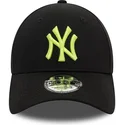 kapa-zaobljena-crna-podesiv-9forty-league-essential-new-york-yankees-mlb-new-era