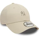 kapa-zaobljena-bez-podesiv-9forty-metallic-pin-new-york-yankees-mlb-new-era