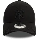 kapa-zaobljena-crna-podesiv-9forty-flame-new-york-yankees-mlb-new-era