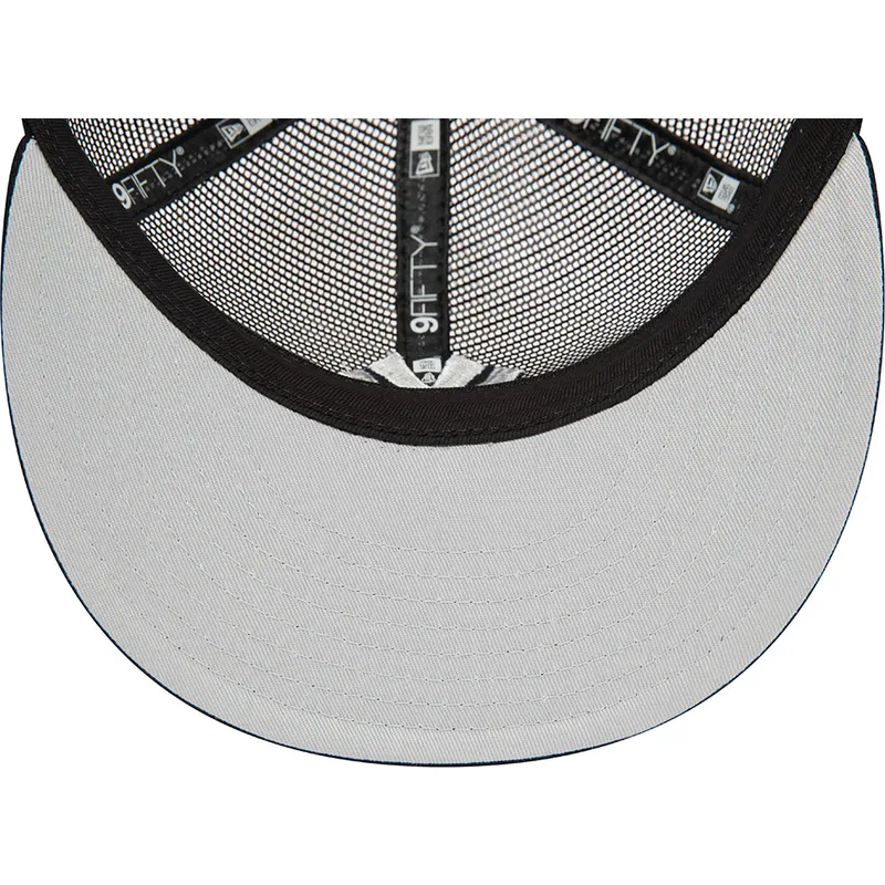 kapa-ravna-crna-snapback-9fifty-embroidered-mesh-new-york-yankees-mlb-new-era kapa-ravna-crna-snapback-9fifty-embroidered-mesh-new-york-yankees-mlb-new-era