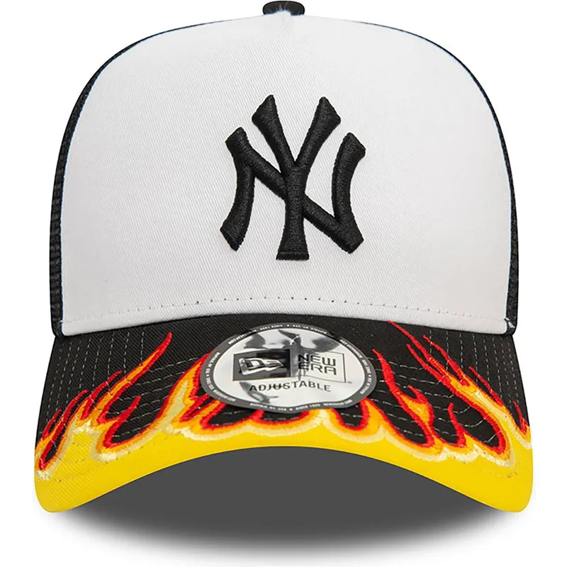 kapa-zaobljena-bijela-snapback-a-frame-flame-new-york-yankees-mlb-new-era kapa-zaobljena-bijela-snapback-a-frame-flame-new-york-yankees-mlb-new-era