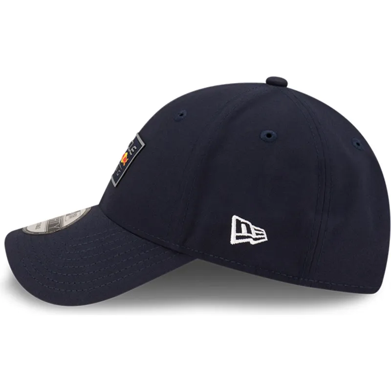 kapa-zaobljena-mornarsko-plava-podesiv-9forty-repreve-graphic-red-bull-racing-formula-1-new-era kapa-zaobljena-mornarsko-plava-podesiv-9forty-repreve-graphic-red-bull-racing-formula-1-new-era