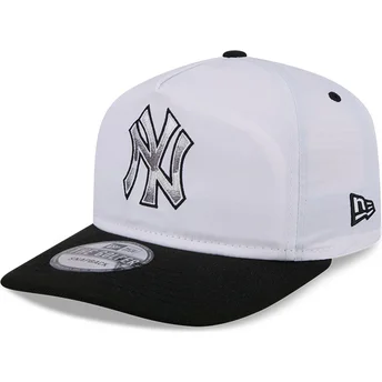 New Era Curved Brim GOLFER Chrome Logo New York Yankees MLB White and Black Snapback Cap