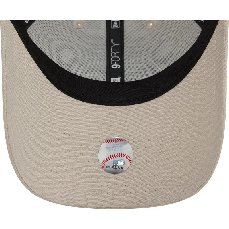 kapa-zaobljena-bez-podesiv-9forty-repreve-mini-new-york-yankees-mlb-new-era kapa-zaobljena-bez-podesiv-9forty-repreve-mini-new-york-yankees-mlb-new-era