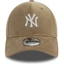 kapa-zaobljena-bez-podesiv-9forty-cord-new-york-yankees-mlb-new-era