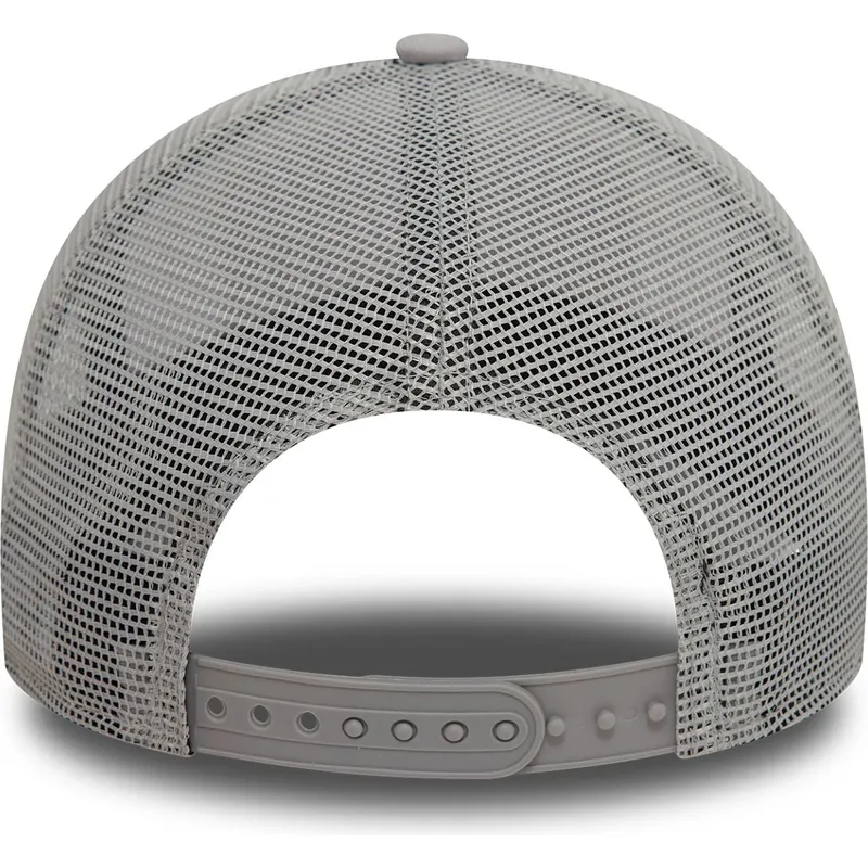 kapa-zaobljena-siva-snapback-a-frame-ski-patch-st-moritz-ciudades-y-playas-new-era