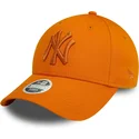 kapa-zaobljena-narancasta-podesiv-9forty-league-essential-new-york-yankees-mlb-new-era