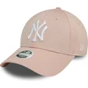 kapa-zaobljena-ruzicasta-podesiv-9forty-glitter-new-york-yankees-mlb-new-era
