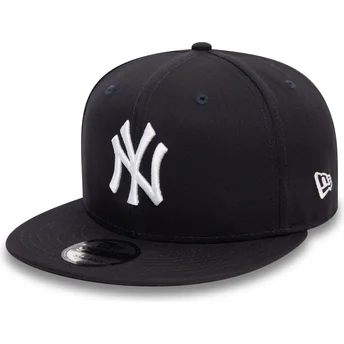 New Era Flat Brim 9FIFTY Team Colour New York Yankees MLB Navy Blue Snapback Cap