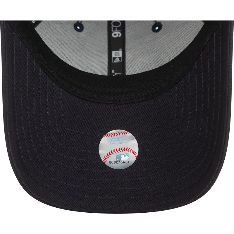 kapa-zaobljena-mornarsko-plava-podesiv-9forty-side-patch-new-york-yankees-mlb-new-era