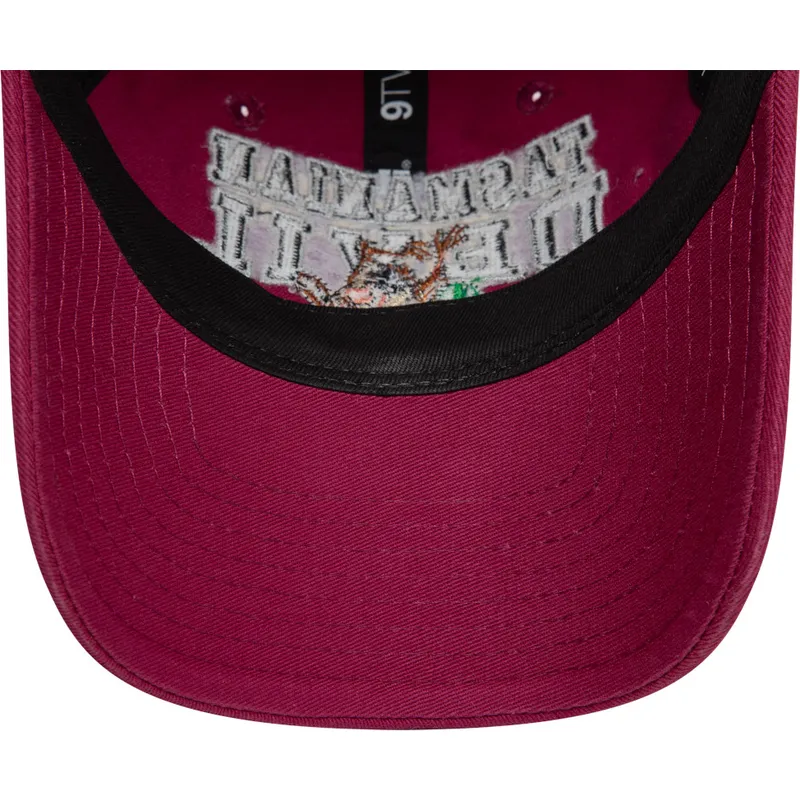kapa-zaobljena-crvena-podesiv-9twenty-washed-tasmania-looney-tunes-new-era