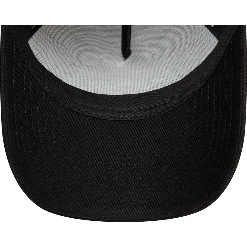 kapa-zaobljena-crna-snapback-9forty-a-frame-outdoor-patch-new-era
