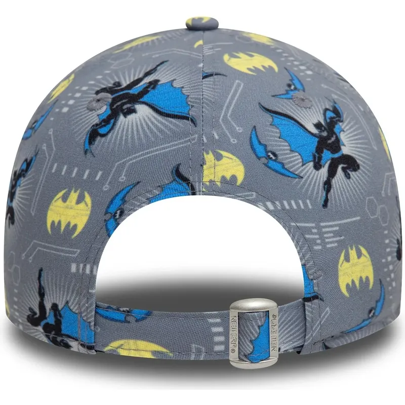 kapa-zaobljena-siva-podesiv-za-djecu-9forty-all-over-print-batman-dc-comics-new-era