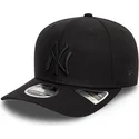 kapa-zaobljena-crna-snapback-9seventy-stretch-snap-new-york-yankees-mlb-new-era