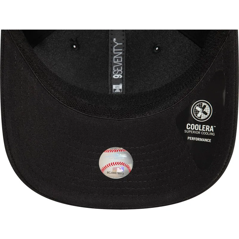 kapa-zaobljena-crna-snapback-9seventy-stretch-snap-new-york-yankees-mlb-new-era kapa-zaobljena-crna-snapback-9seventy-stretch-snap-new-york-yankees-mlb-new-era