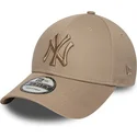 new-era-curved-brim-brown-logo-9forty-league-essential-new-york-yankees-mlb-light-brown-adjustable-cap