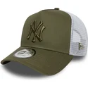 kapa-zaobljena-zelena-snapback-a-frame-league-essential-new-york-yankees-mlb-new-era