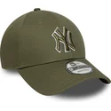 kapa-zaobljena-zelena-podesiv-9forty-outline-new-york-yankees-mlb-new-era
