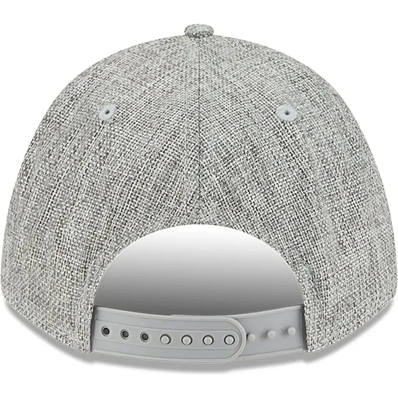 kapa-zaobljena-siva-snapback-9forty-m-crown-a-frame-cotton-weave-chicago-white-sox-mlb-new-era