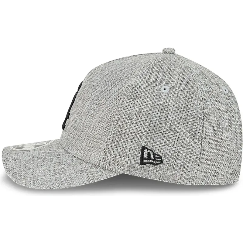 kapa-zaobljena-siva-snapback-9forty-m-crown-a-frame-cotton-weave-chicago-white-sox-mlb-new-era