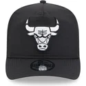 new-era-curved-brim-golfer-everyday-nylon-chicago-bulls-nba-black-adjustable-cap