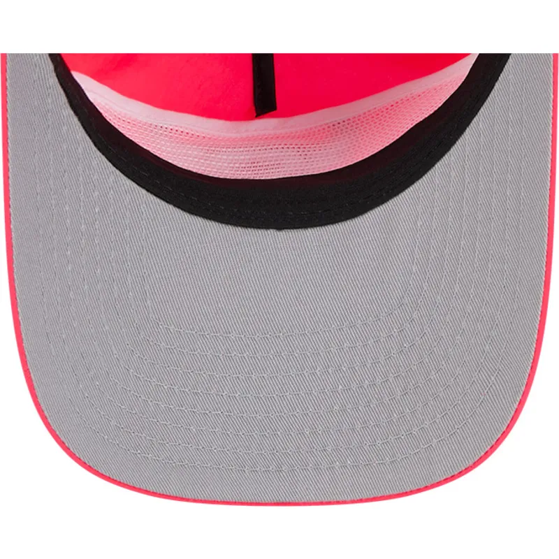 cap-zaobljena-pink-adjustable-strap-golfer-everyday-nylon-chicago-bulls-nba-new-era
