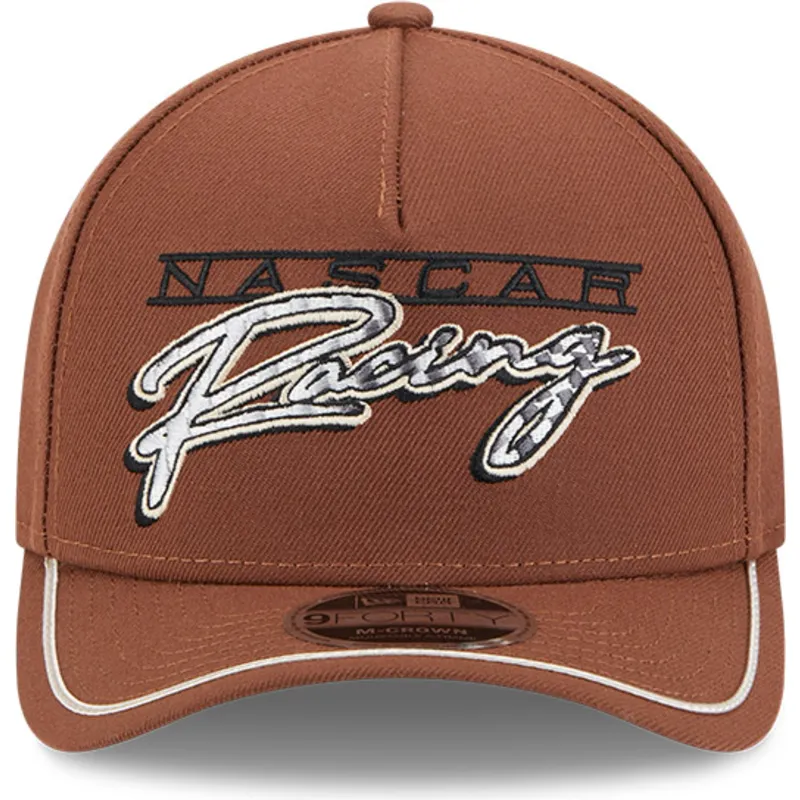 cap-zaobljena-brown-snapback-9forty-m-crown-a-frame-motorsport-nascar-new-era