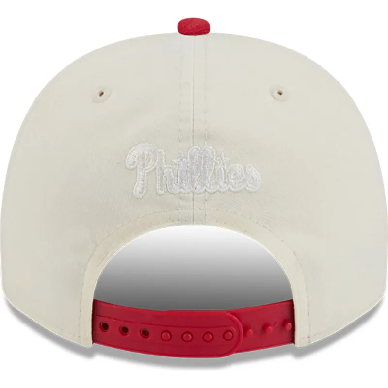 kapa-zaobljena-crvena-snapback-golfer-team-scribble-philadelphia-phillies-mlb-new-era kapa-zaobljena-crvena-snapback-golfer-team-scribble-philadelphia-phillies-mlb-new-era