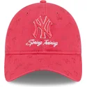 kape-zaobljena-ruzicasta-podesiva-traka-9twenty-pattern-spring-training-fan-pack-2025-new-york-yankees-mlb-new-era