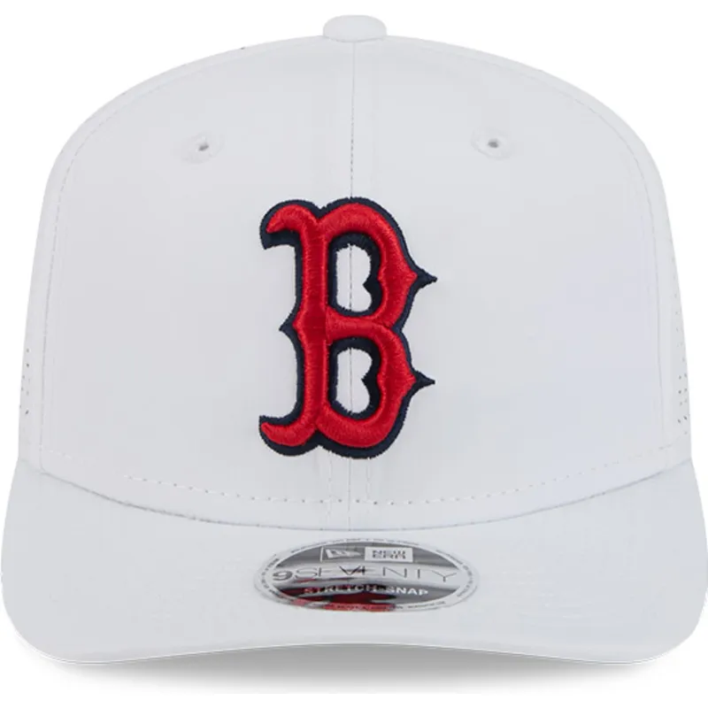 kapa-zaobljena-bijela-snapback-9seventy-perf-spring-training-fan-pack-2025-boston-red-sox-mlb-new-era kapa-zaobljena-bijela-snapback-9seventy-perf-spring-training-fan-pack-2025-boston-red-sox-mlb-new-era