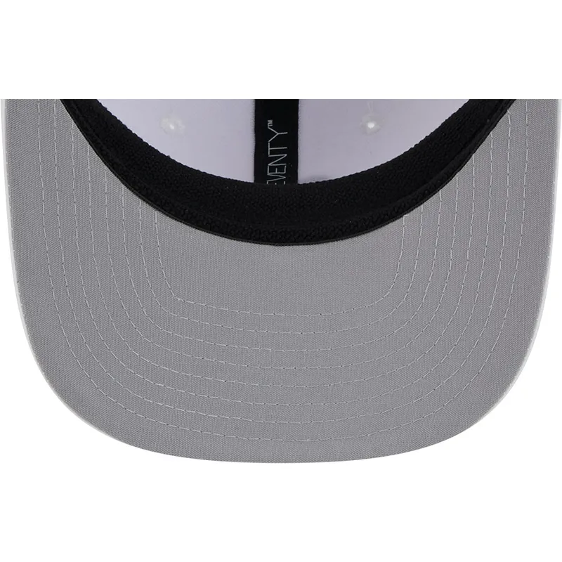 kapa-zaobljena-bijela-snapback-9seventy-perf-spring-training-fan-pack-2025-boston-red-sox-mlb-new-era kapa-zaobljena-bijela-snapback-9seventy-perf-spring-training-fan-pack-2025-boston-red-sox-mlb-new-era