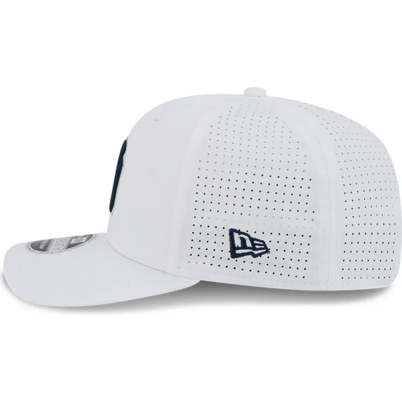 kapa-zaobljena-bijela-snapback-9seventy-perf-spring-training-fan-pack-2025-new-york-yankees-mlb-new-era
