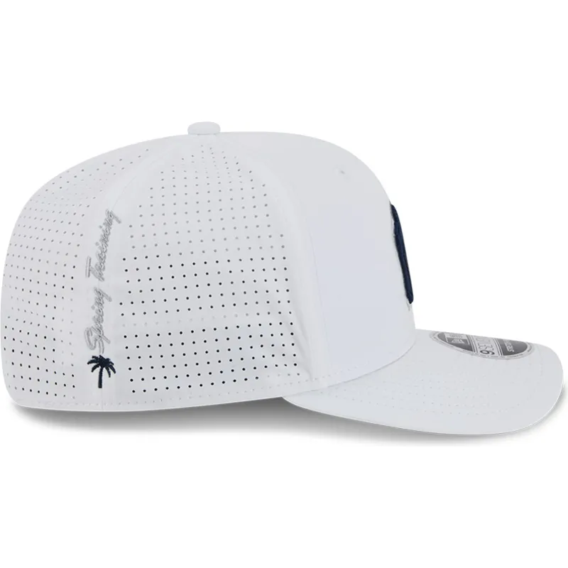 kapa-zaobljena-bijela-snapback-9seventy-perf-spring-training-fan-pack-2025-new-york-yankees-mlb-new-era