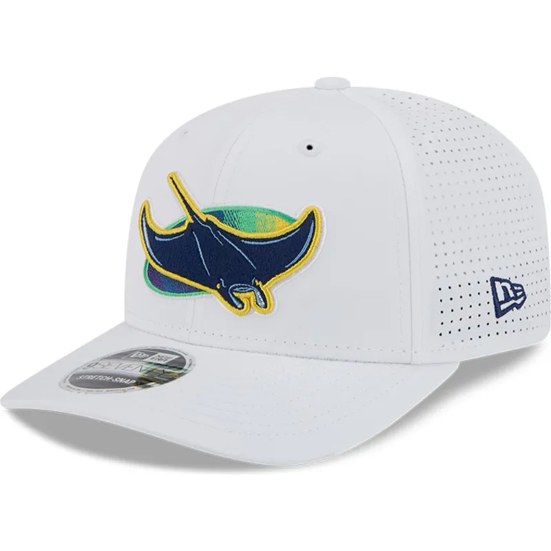 kapa-zaobljena-bijela-snapback-9seventy-perf-spring-training-fan-pack-2025-tampa-bay-rays-mlb-new-era