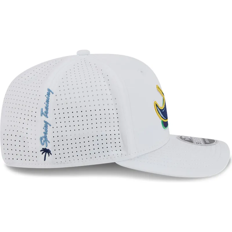 kapa-zaobljena-bijela-snapback-9seventy-perf-spring-training-fan-pack-2025-tampa-bay-rays-mlb-new-era